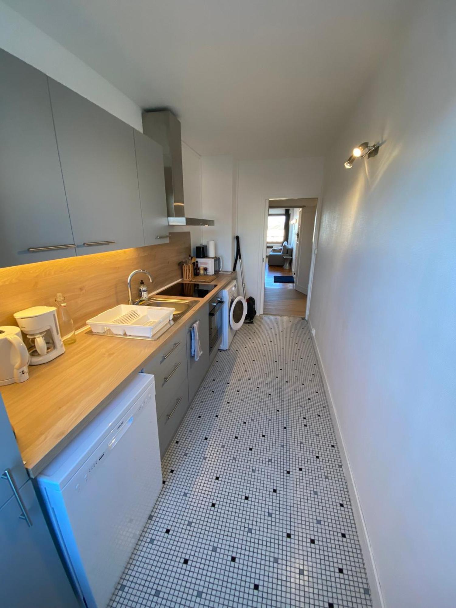 Appartement Jusqu'A 6 Couchages 勒芒 外观 照片
