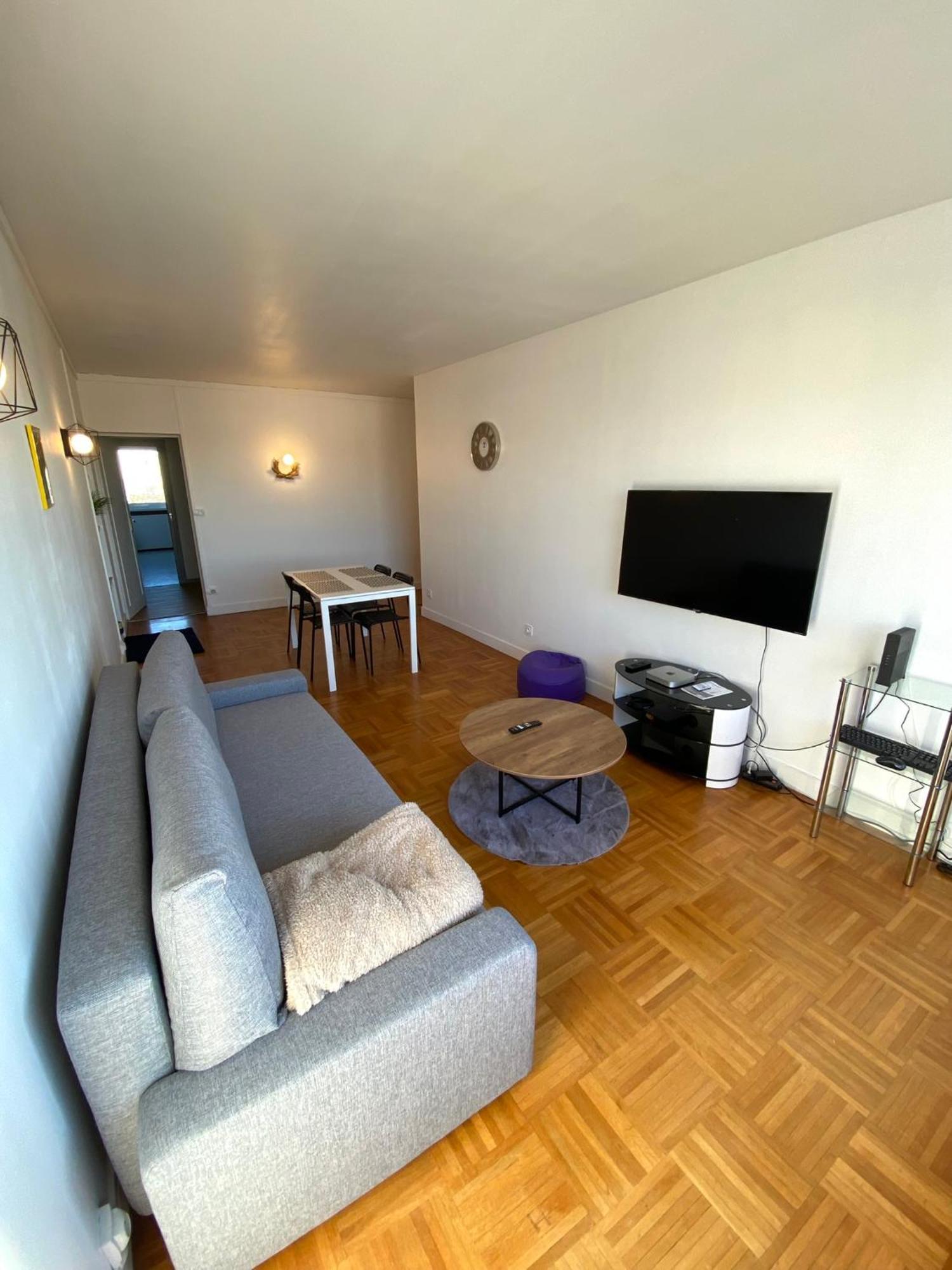 Appartement Jusqu'A 6 Couchages 勒芒 外观 照片